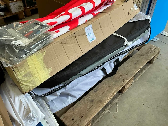 Partij promotie materiaal - afbeelding 9 van  10