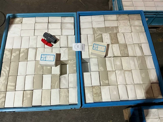 Partij pvc afsluiters 1’’ - afbeelding 1 van  4