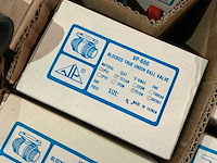 Partij pvc afsluiters - afbeelding 11 van  12