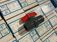 Partij pvc afsluiters - afbeelding 4 van  6
