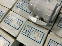 Partij pvc afsluiters - afbeelding 5 van  9