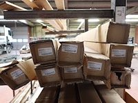Partij pvc & aluminium - afbeelding 2 van  7