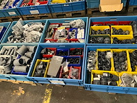 Partij pvc buishulpstukken