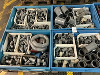 Partij pvc buishulpstukken - afbeelding 1 van  6