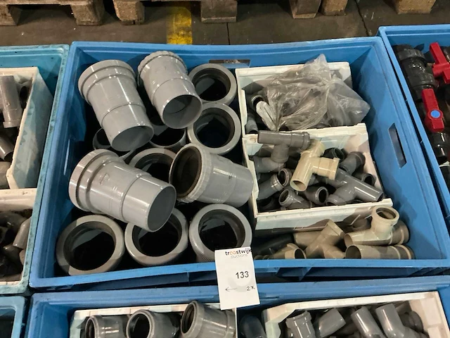 Partij pvc buishulpstukken - afbeelding 4 van  6