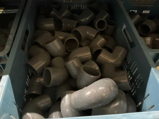 Partij pvc buizen, buisisolatie en koppelstukken - afbeelding 12 van  27