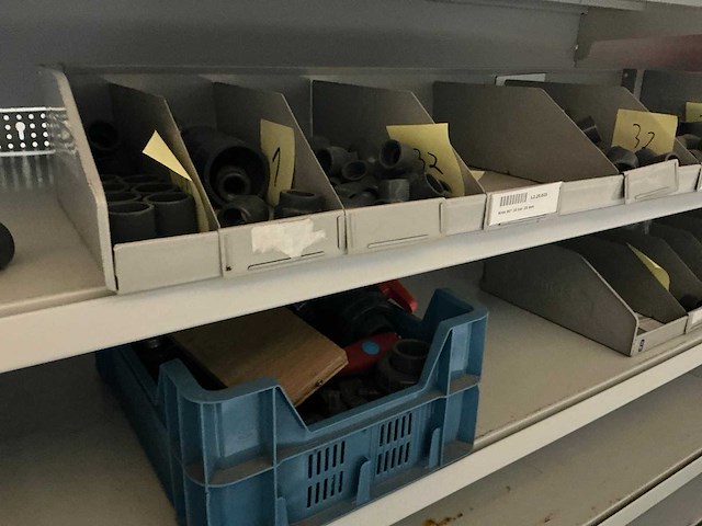 Partij pvc buizen, buisisolatie en koppelstukken - afbeelding 14 van  27