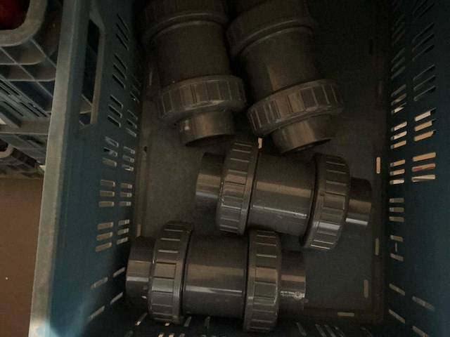 Partij pvc buizen, buisisolatie en koppelstukken - afbeelding 4 van  27