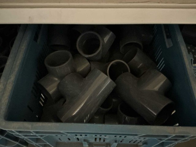 Partij pvc buizen, buisisolatie en koppelstukken - afbeelding 8 van  27