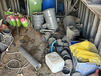 Partij pvc buizen en koppelstukken (inhoud van 2 zeecontainers) (27) - afbeelding 11 van  11