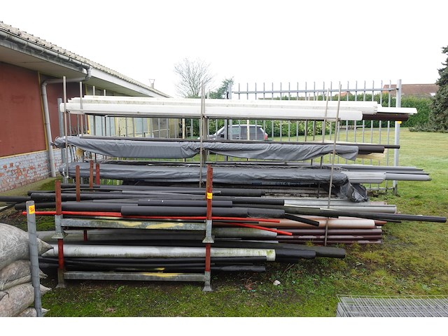 Partij pvc buizen - afbeelding 1 van  4