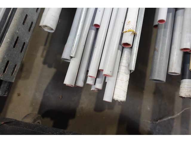 Partij pvc buizen - afbeelding 2 van  5