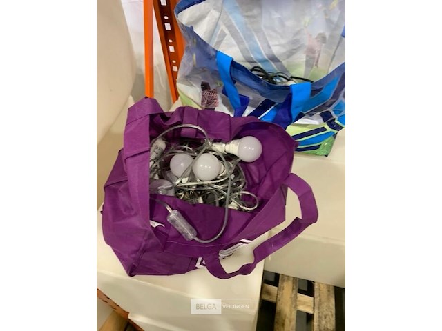 Partij pvc kubussen met verlichting - afbeelding 5 van  6