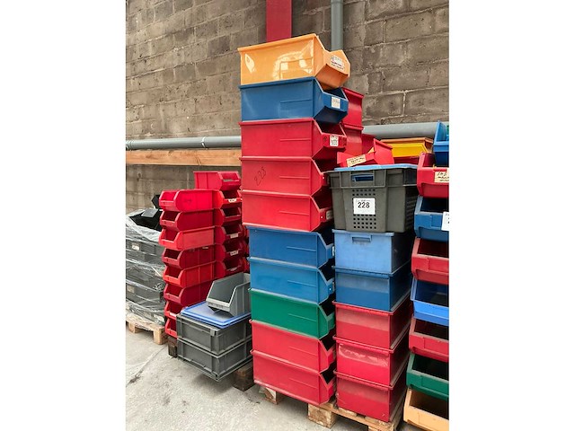 Partij pvc opbergbakken - afbeelding 2 van  9