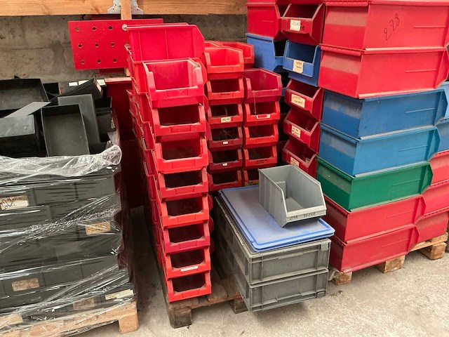 Partij pvc opbergbakken - afbeelding 6 van  9