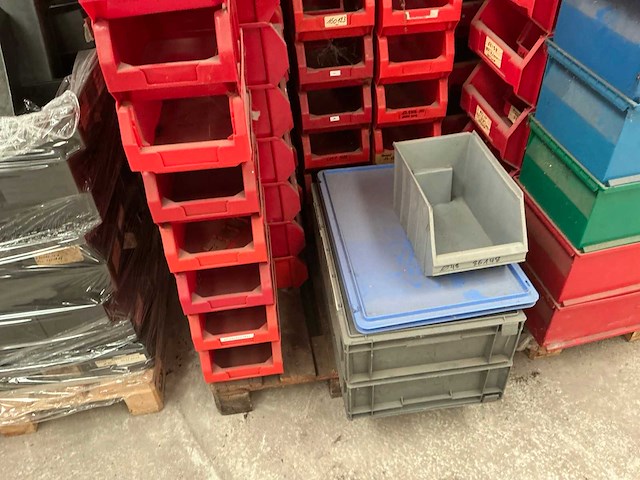 Partij pvc opbergbakken - afbeelding 8 van  9