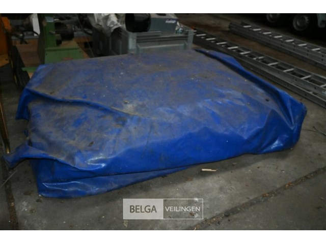 Partij pvc zeilen - afbeelding 2 van  4