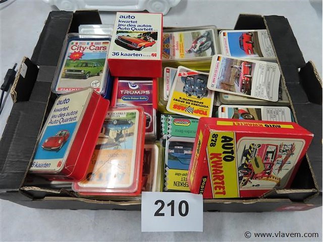 Partij quartetten en losse kaarten - afbeelding 1 van  3