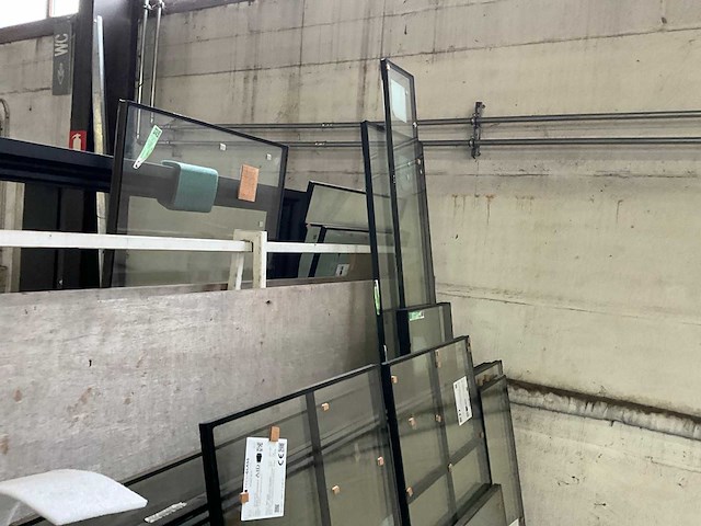 Partij raamglas - afbeelding 5 van  9