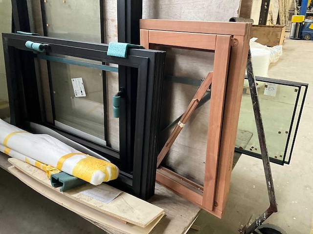 Partij raamglas - afbeelding 8 van  9