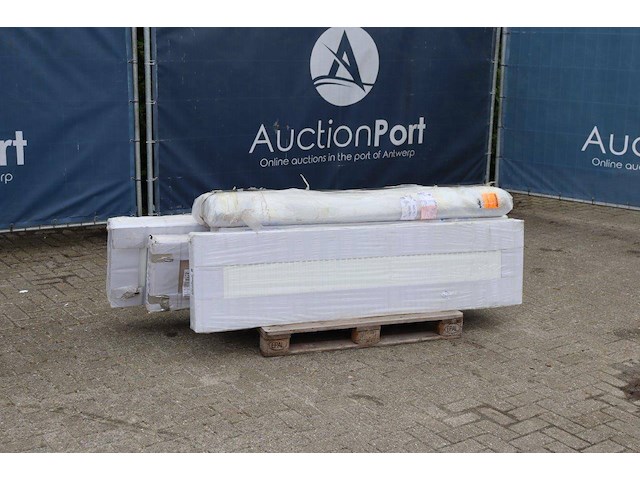 Partij radiatoren 5 stuks nieuw - afbeelding 1 van  1