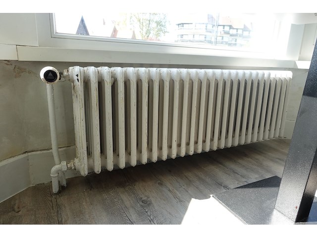 Partij radiatoren - afbeelding 25 van  48