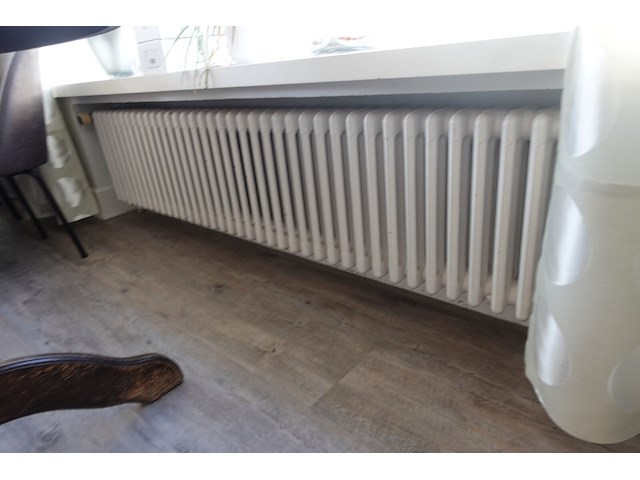 Partij radiatoren - afbeelding 28 van  48