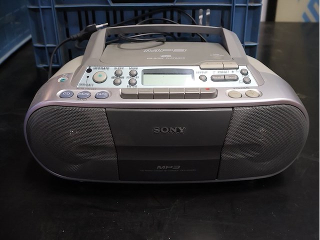 Partij radio - afbeelding 2 van  4