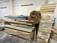 Partij recticel eurowall isolatiepanelen (82mm) + houtwolisolatie en plaatmateriaal - afbeelding 1 van  5