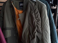 Partij regenjassen - afbeelding 3 van  7