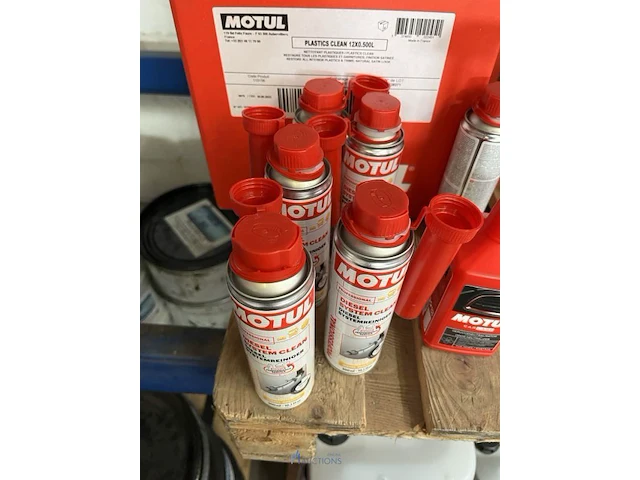 Partij reinigings- en car care producten motul - afbeelding 4 van  10