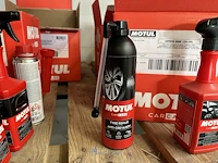 Partij reinigings- en car care producten motul - afbeelding 9 van  10