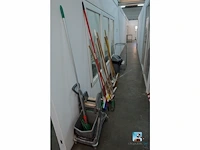 Partij reinigingsapparatuur
