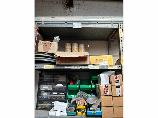 Partij reinigingsmateriaal + verlichting - afbeelding 3 van  8