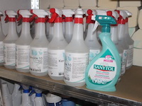 Partij reinigingsproducten, diverse merken waaronder kenolox, sanytol, alphades, novatio, floreal fresh, boma - afbeelding 2 van  4