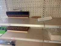 Partij reinigingsproducten en plamuur - afbeelding 15 van  25