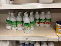 Partij reinigingsproducten en plamuur - afbeelding 24 van  25