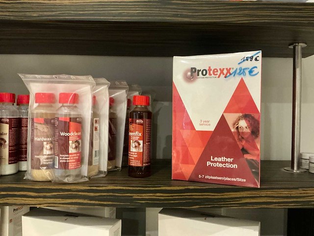 Partij reinigingsproducten voor hout, textiel en leder - afbeelding 4 van  9