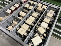 Partij relais, contactoren en kabelgoten - afbeelding 46 van  89