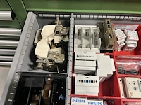 Partij relais, contactoren en kabelgoten - afbeelding 55 van  89