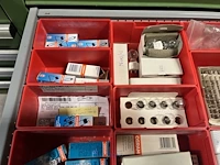 Partij relais, contactoren en kabelgoten - afbeelding 59 van  89