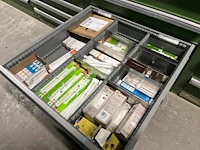 Partij relais, contactoren en kabelgoten - afbeelding 64 van  89