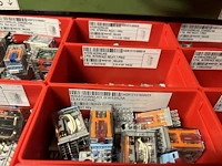 Partij relais en besturingscomponenten - afbeelding 61 van  133