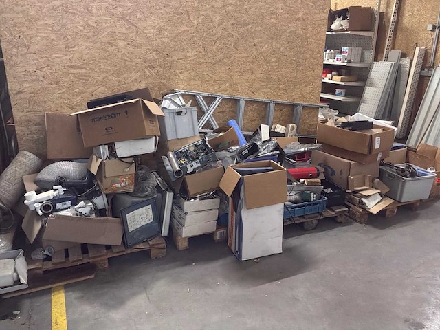 Partij reserve onderdelen voor jacuzzi - afbeelding 1 van  9