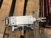 Partij reserveonderdelen - afbeelding 3 van  11