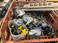 Partij reserveonderdelen - afbeelding 4 van  11