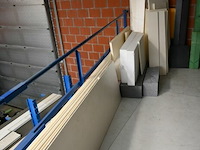 Partij restanten hout en isolatieplaten - afbeelding 5 van  6