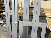 Partij resten voor aluminium ramen + groot aluminium raam - afbeelding 12 van  22