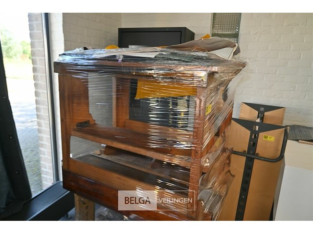 Partij retro schoolbanken + stoelen - afbeelding 2 van  6