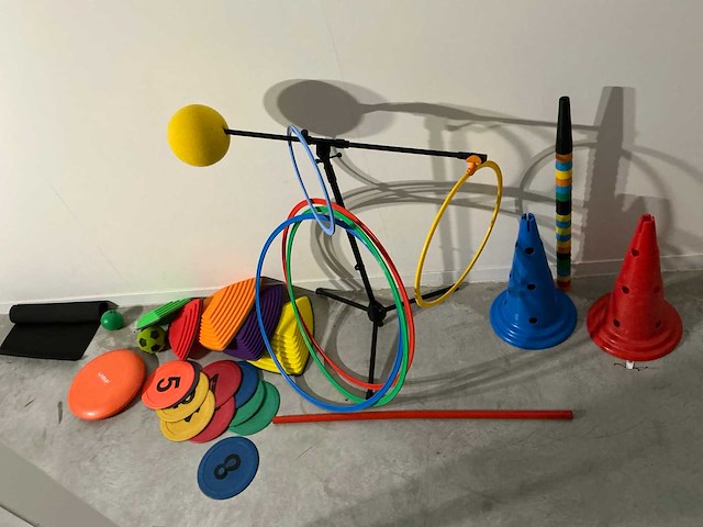 Partij revalidatie toebehoren (35x) - afbeelding 1 van  6